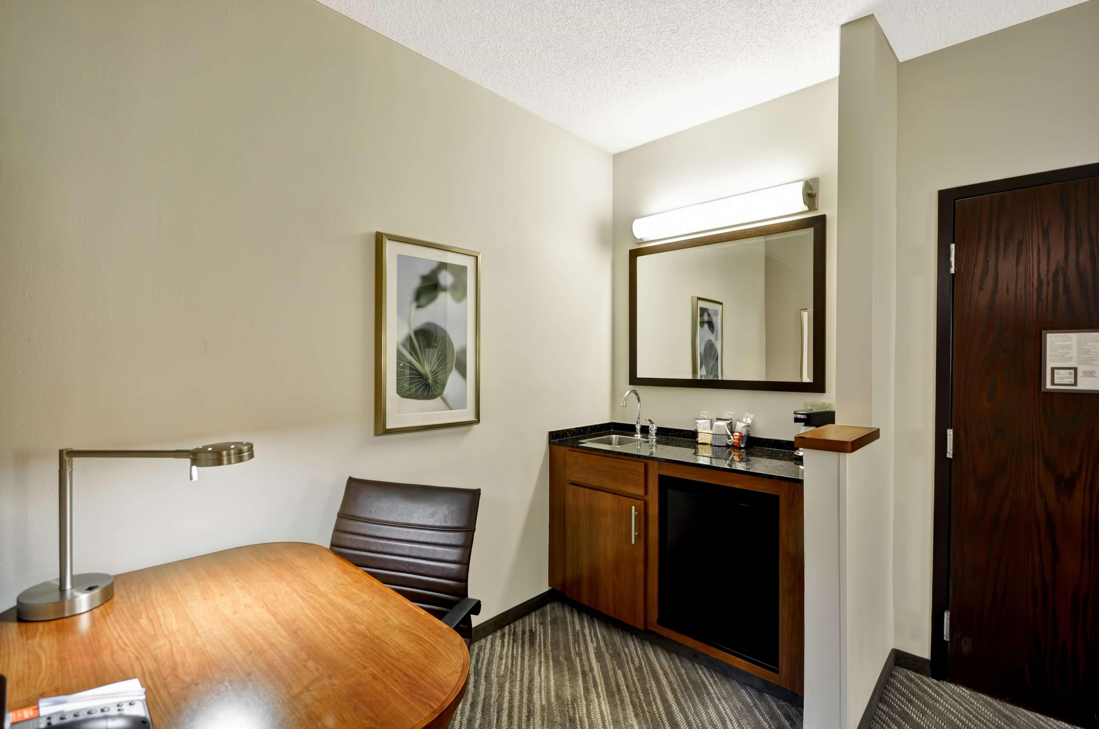 Hyatt Place Tampa Airport/Westshore Exterior foto